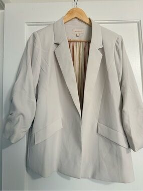 Skies Are Blue Light Gray Women's Blazer